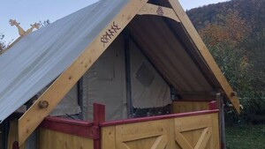 Lodge Skàli - 15m² - 2 chambres - sans sanitaires, une tente confort en style viking!
