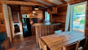 Comfort lodge cabin