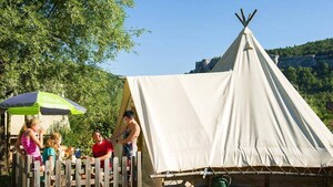 Lodge Trappeur 18m² - 2 bedrooms - without toilet blocks, the tepee, comfort moreover