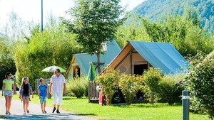 Lodge Canadienne - 15m² - 2 bedrooms - without toilet blocks, modern comfort for a tent