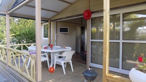 Chalet 35m² (3 bedrooms) sheltered terrace CONFORT (TV, Barbecue, Sheets provided)
