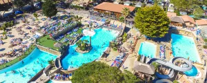 Parc aquatique et toboggans au camping le Vieux Port à Messanges dans les Landes