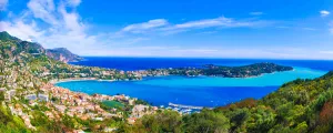 Camping dans les Alpes Maritimes entre Mer Méditerrannée et Montagne