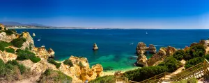 Plage à Lagos en Algarve au sud du Portugal