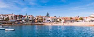 La plage de Cascais au Portugal