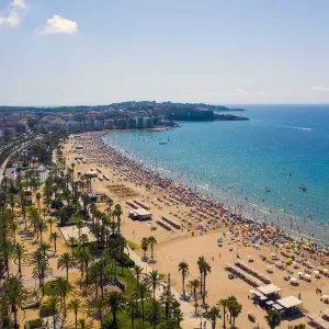 Plage de la Costa Dorada en Espagne