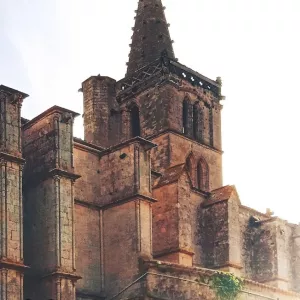 serignan-plage-herault-occitanie-france-campings-eglise-batiment-histoire-resasol-vacances-loisirs-evenements