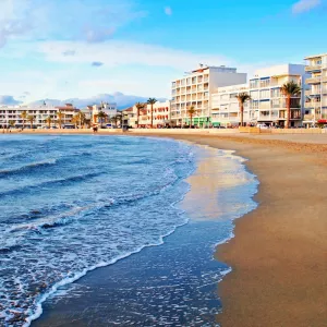 RESASOL FRANCE LE-GRAU-DU-ROI plage en Occitanie ville vacances scénique en bord de mer