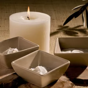 book-activites-2025-v8-bougies-ambiance-zen-relaxation-pour-presenter-activités-bien-être-du-spa