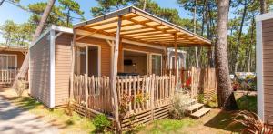 Lodge PREMIUM Dune & Jacuzzi 4P