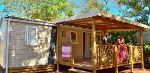 Stacaravan met airconditioning 2 slaapkamers + TV - by Maeva
