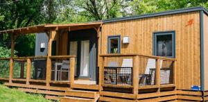 Stacaravan Premium 33m² 3 slaapkamers + terras + TV + Vaatwasmachine + BBQ + Voetgangerszone