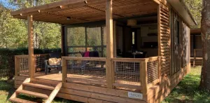 Chalet Morea Premium 25m² - 2 chambres + TV + LV + terrasse couverte