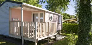 Standaard stacaravan 26m² - 2 slaapkamers - half overdekt terras - TV