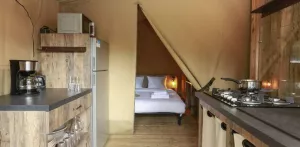 Tent Lodge Confort 34m² (2 slaapkamers) - met (eigen) sanitair