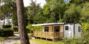 Stacaravan Premium 40m² (2 slaapkamers) + terras + TV