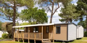 Stacaravan Premium 40m² (3 slaapkamers) - 2 badkamers + terras + TV + Vaatwasmachine