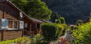 Chalet Montana Comfort 35 m² - 2 slaapkamers + terras 8 m² + plancha + TV -