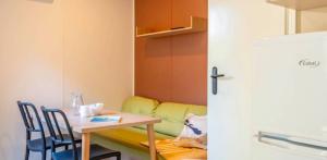 Stacaravan met airconditioning 1 slaapkamer + TV