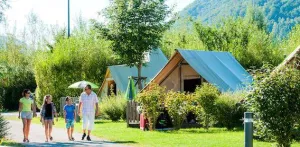 Canadees Lodge - 15m² - 2 slaapkamers - zonder privé sanitair, het moderne comfort voor een tent
