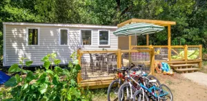 Stacaravan Family 3sk|PREMIUM-30m²-AIRCO-TV-Vaatwasser-Plancha-Gratis wifi-Terras XXL overdekt
