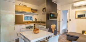 Cottage met airconditioning 3 slaapkamers + TV **** - by maeva