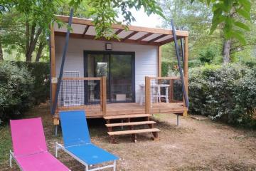 Flower Camping La Rivière