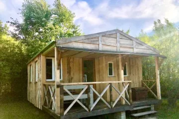 Camping La Roche d'Ully