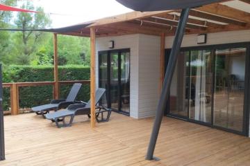 Flower Camping La Rivière