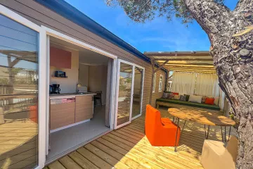 Camping de la Clape Village