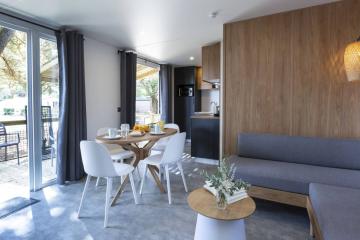 Flower Camping Tamarins Plage 