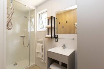 Flower Camping Tamarins Plage 