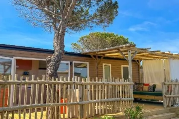 Camping de la Clape Village