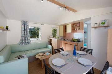 Camping Les Flamants Roses - Maeva