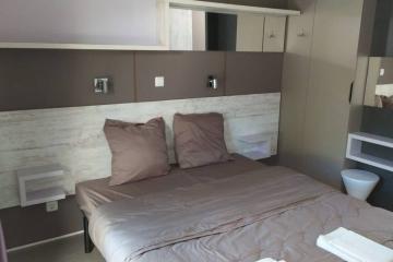 Flower Camping La Rivière