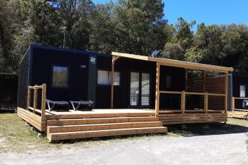 Flower Camping La Rivière