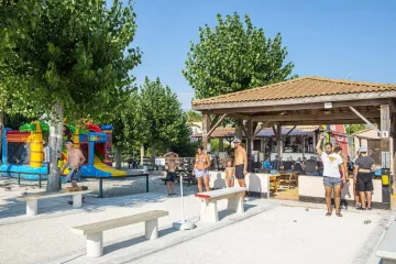 Camping Les Tamaris & Portes du Soleil
