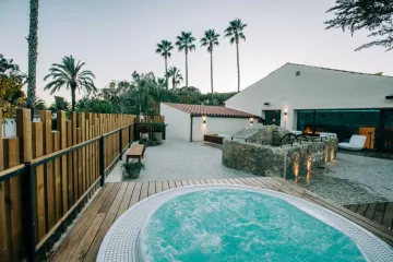 Tamarit Beach Resort