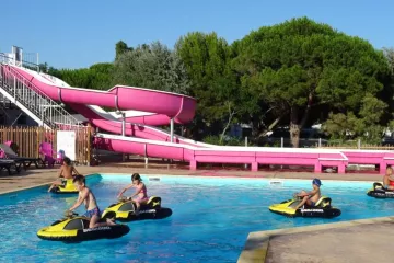 Camping Les Flamants Roses - Maeva