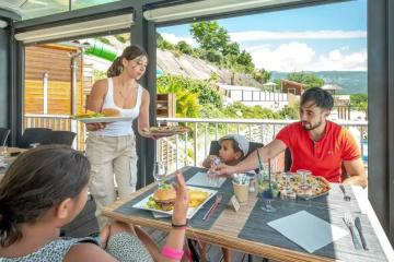 Camping Yelloh Village Les Bois du Châtelas - Maeva 