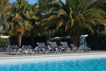 Camping Ushuaïa Villages Les Fougères - Maeva