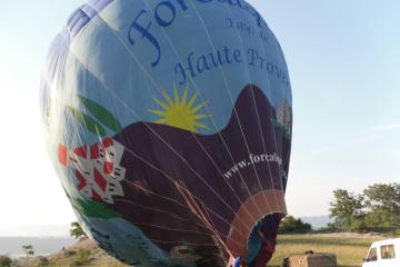 Flower Camping La Rivière