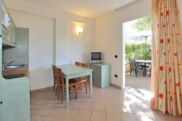 Il Villaggio di Giuele - Eurocamping Calvisio