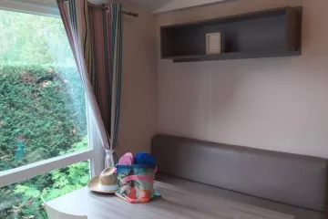 Flower Camping La Rivière