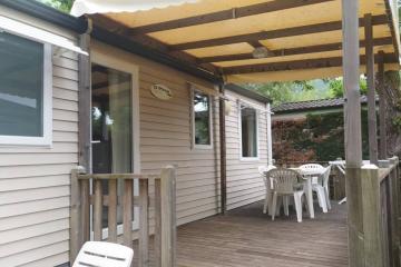 Flower Camping La Rivière