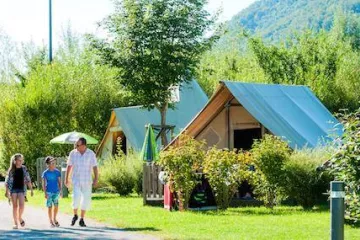 Camping La Roche d'Ully