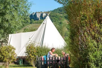 Camping La Roche d'Ully