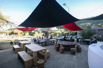 Camping La Roche d'Ully