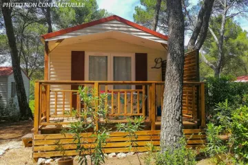 Camping La Pinède