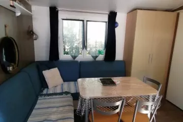 Camping La Pinède